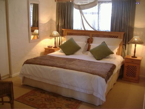 Livesey Lodge Guest House Hermanus Esterno foto